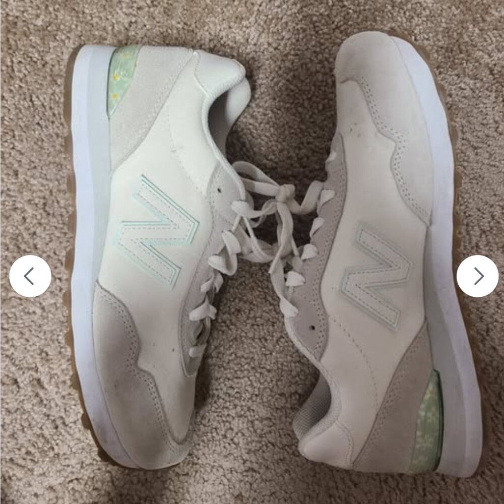 New Balance casual sneakers with green foral print